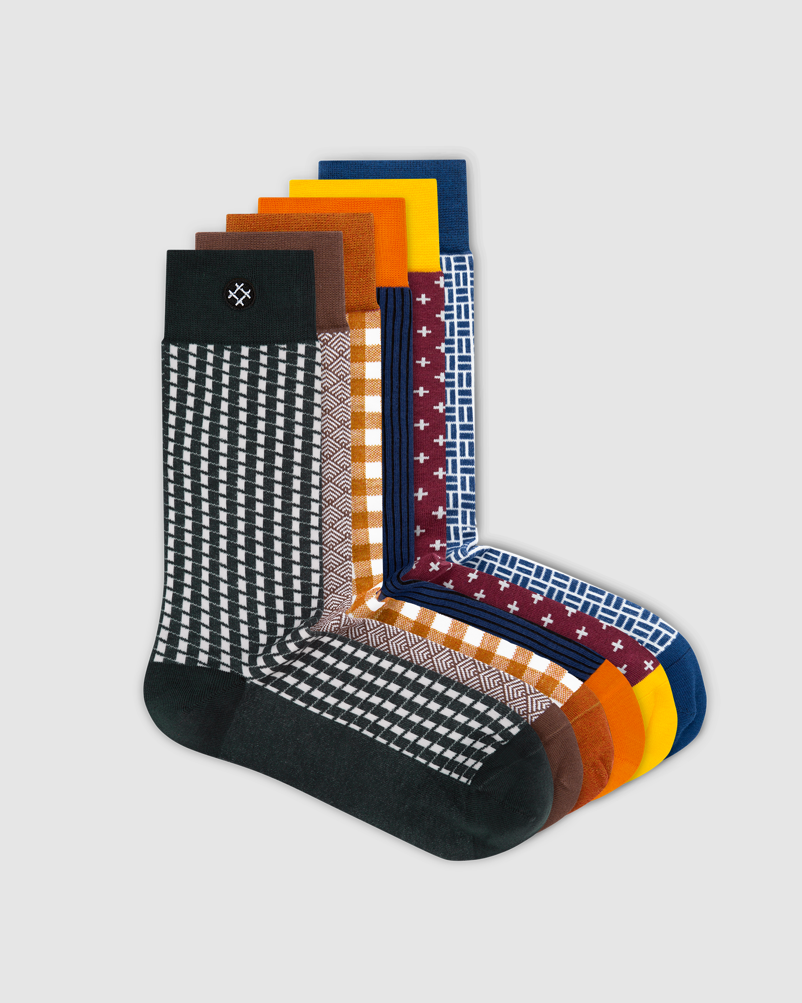 Seventeen 6 Pack Crew Socks: Gromit, Elroy, Gil, Buster, Huey, Sir Boris